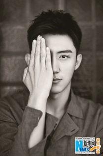 黄景瑜照片最新爆料电话,揭秘明星私生活细节